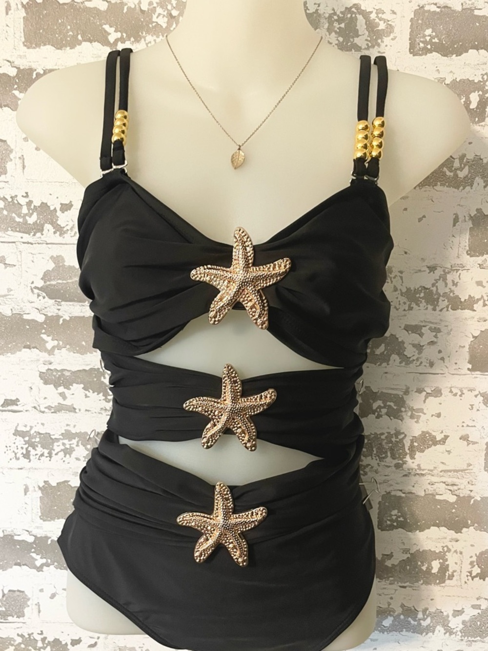 Black Cutout One Piece Swimsuit Gold Starfish Detail 1XL Ruched - Picture 2 of 9